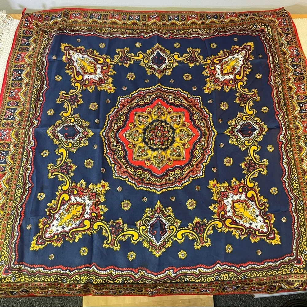 Vintage 90s Classic Tapestry Paisley Style Scarf Top - Picture 9 of 10